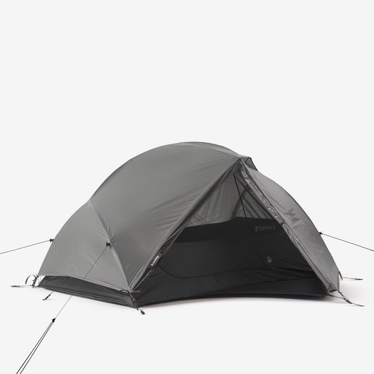2-person dome trekking tent, lightweight and free-standing