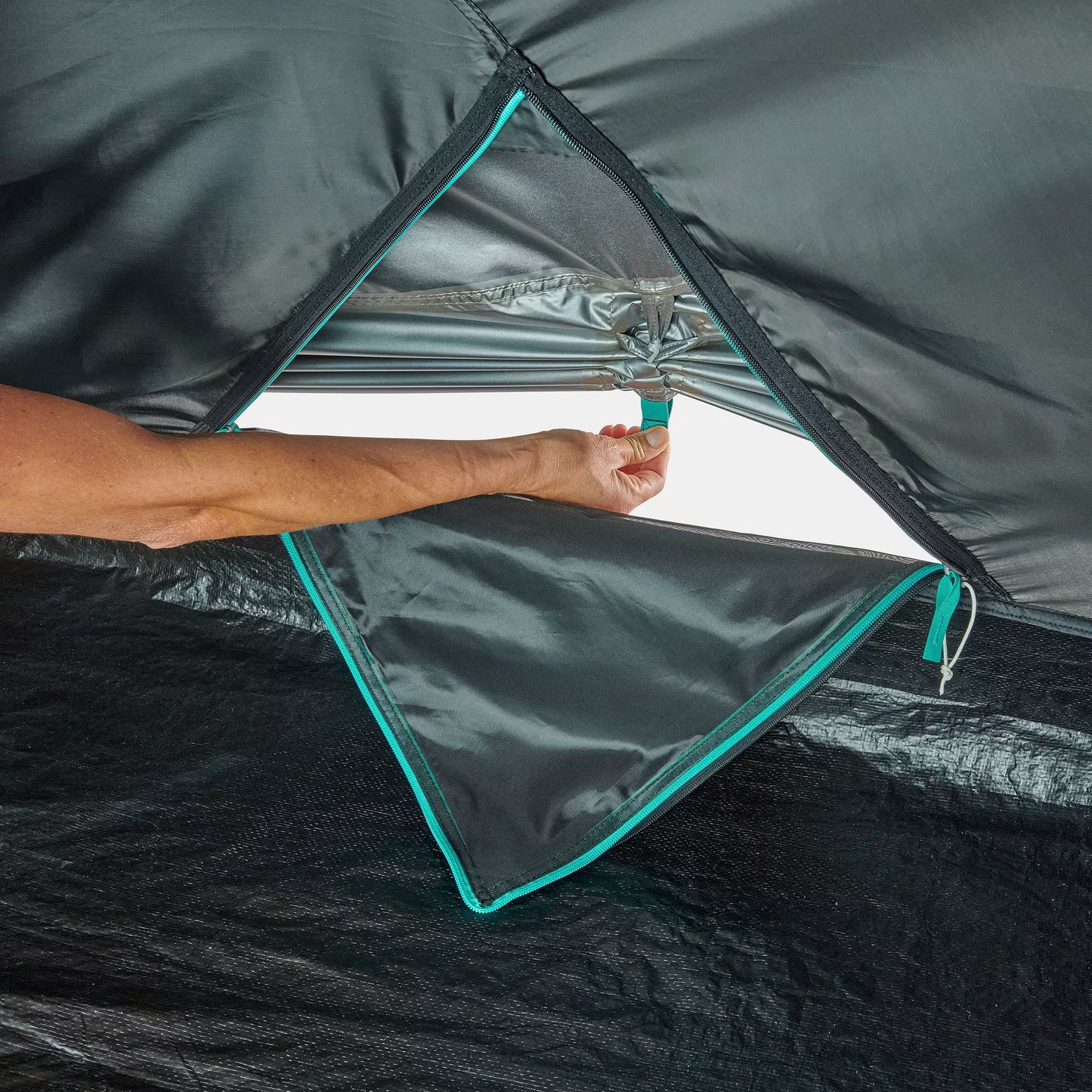 Camping tent - MH100 XL Fresh & Black - 3 person