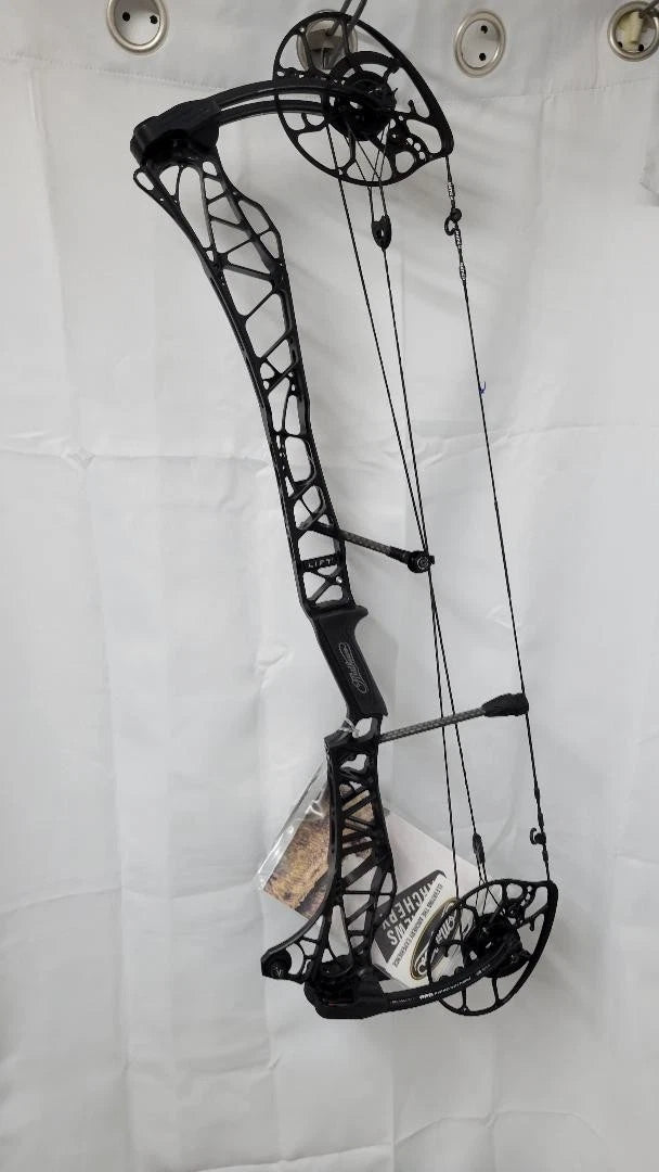 Mathews Archery LIFT33 Compound Hunting Bow - 33"