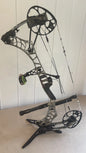 Mathews V3 27 RH Bow w/ Sight, Stabilizer, Quiver, SKB Case 29.5" draw, 60#